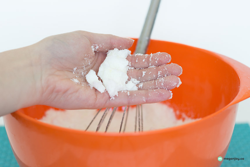 diy bath bomb tutorial