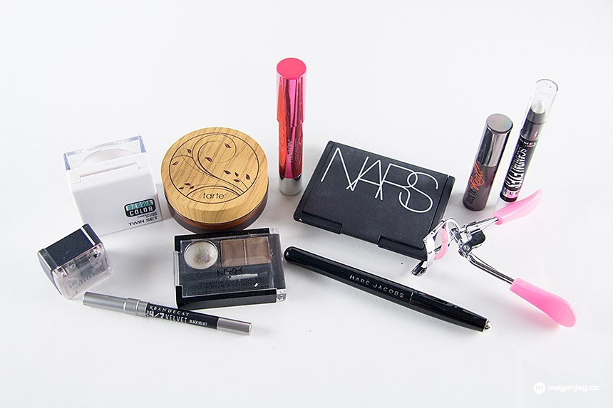inside makeup bag